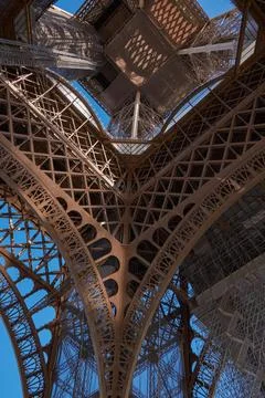  The Iconic and Famous Eiffel Tower - View from Below - Paris, France The ... 스톡 사진