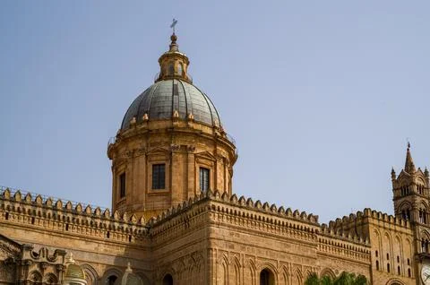 Iconic dome of Palermo Cathedral. 스톡 사진