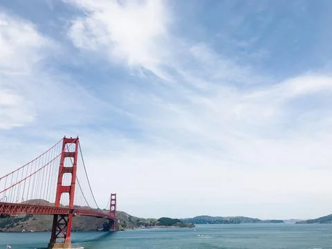 Iconic Golden Gate Bridge under a cloudy sky, San Francisco 写真素材