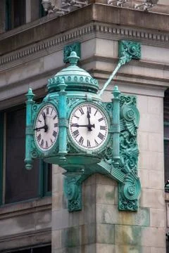 Iconic Marshall Field’s Bronze Clock, Chicago, Illinois Stock Photos