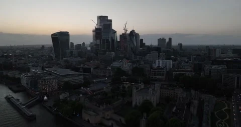 Iconic skylines on the bank of Thames river in the economic hub Stock Footage 201450995