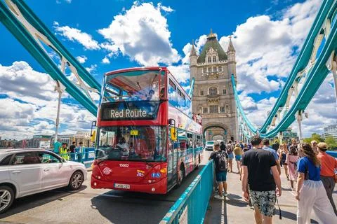 Iconic Tower bridge over Thames river in London view. London, United Kingd... Fotos de archivo