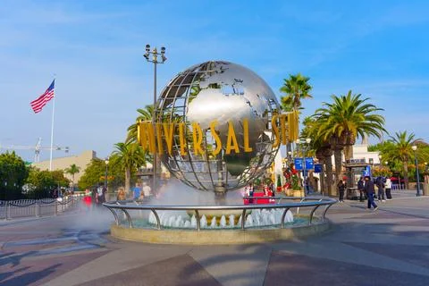 Iconic Universal Studios Globe at Los Angeles Entrance Stock-Fotos