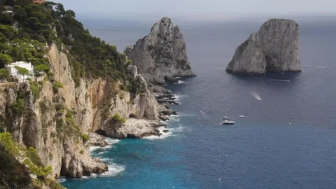 Iconic View of the Dramatic Faraglioni in Capri, Italy Stock-Footage 123095164