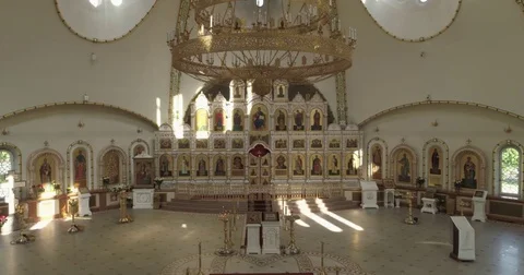 The iconostasis of the temple Stock Footage 81415944