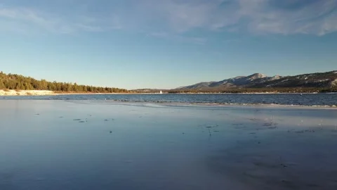 Icy lake Vídeo Stock 150774698