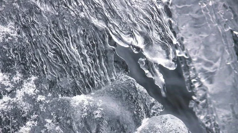 Icy waterfall Stock-Footage 651695