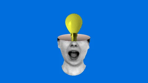 Idea concept. Light bulb turns on in a woman's head. Brainstorm Stock Footage 329185480