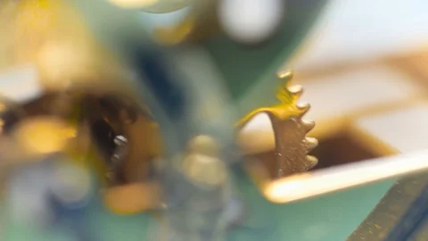 Idea, Time, Symbol: clock wheel running 库存影片 78290508