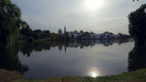 Idillic view of the Novodevichy Convent monastery in Moscow, Russia 動画素材 318605788