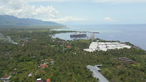 Idyllic Scene North Bali Coast Indonesia Ship Anchored In Bay Tropical Jungle Vídeo Stock 344957754