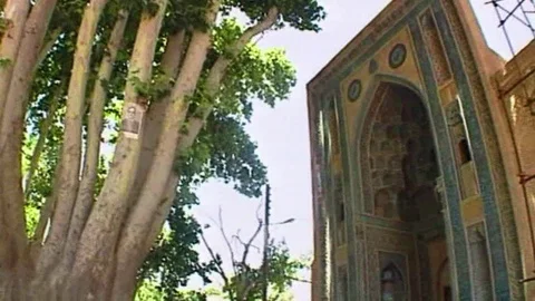 IFILMATI. Iran: Ancient Mosque Stock Footage 121036492