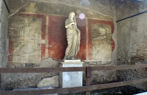 IFilmati. POMPEII (Edificio di Eumachia) - Italy Stock Photos