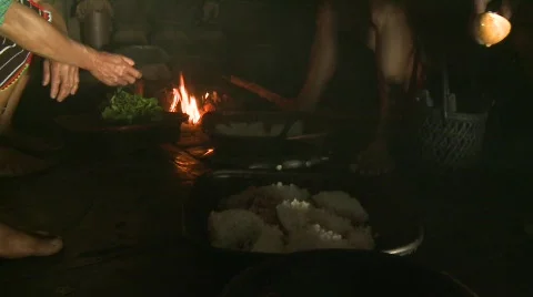 Ifugao evening meal 2 Stock Footage 515996