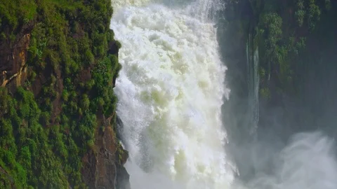 Iguazu falls seen from the Argentinian side of the national park Видео 109509712
