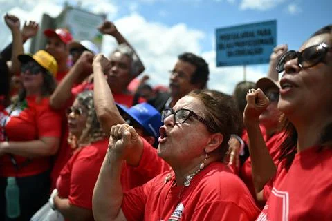 II Working Class March in defense of workers' rights in Brasilia, Brazil - 29 Ap Stock Photos