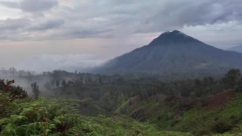 Ijen Crater, Banyuwangi, East Java, Indonesia Видео 346836937
