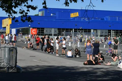 IKEA queue, Warrington, UK - 01 Jun 2020 Stock Photos
