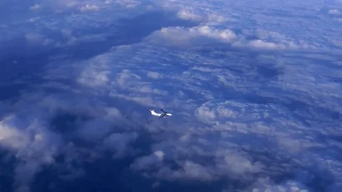 The Il-78 on a background of clouds 스톡 동영상 69170029