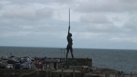 Ilfracombe Verity Statue 1 Video stock 79616316
