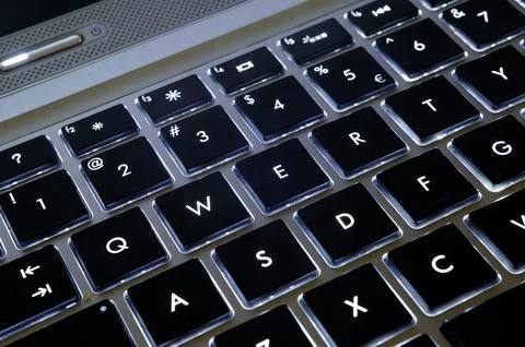 Illuminated computer keyboard Stock-Fotos