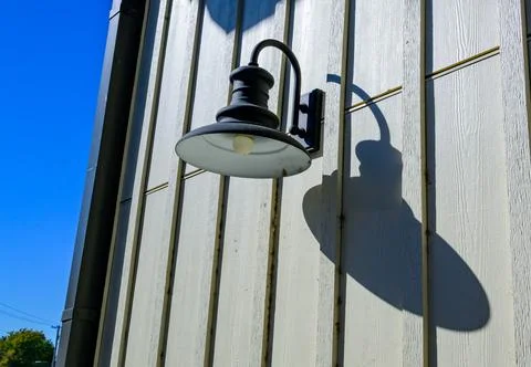 Illuminated decorative lighting elements on the exterior faade of the Red F.. Foto stock
