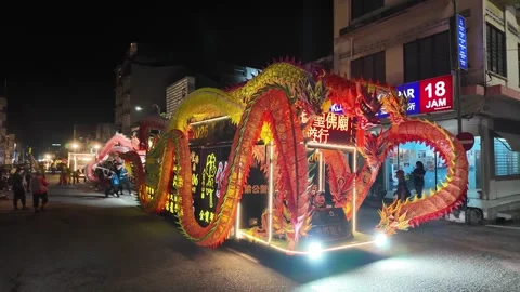 Illuminated Dragon Dance Procession at Seng Fatt Temple, Kampar Stock Footage 345443971