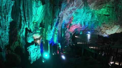Illuminated Furong Cave Vídeo Stock 337867915