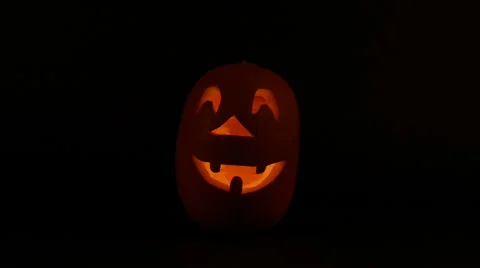 Illuminated halloween pumpkin Video stock 69009296