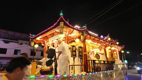 Illuminated Temple Float Parade During Nine Emperor Gods Festival Vídeo Stock 347899206