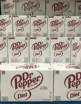 Illustrate boxes of diet Dr Pepper stack in the Costco shelf Stock Photos