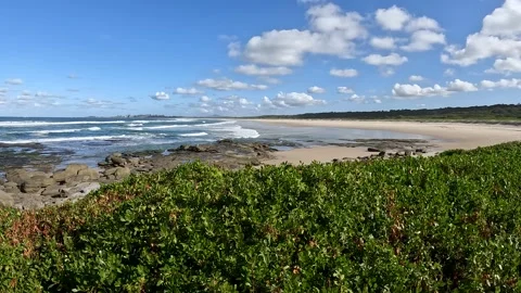 Iluka Bluff Cliff and dramatic coastal views and iconic landscapes within B.. Stock Footage 282632932