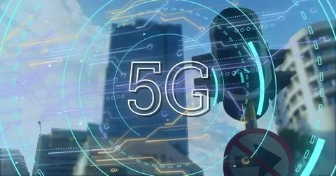 Image of 5g text, digital data processing over city Illustrazione stock