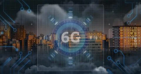 Image of 6g text, data processing and scope scanning on screens over cityscape Foto stock