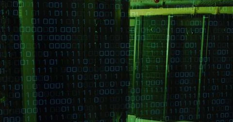Image of binary coding and data processing over computer servers Foto stock
