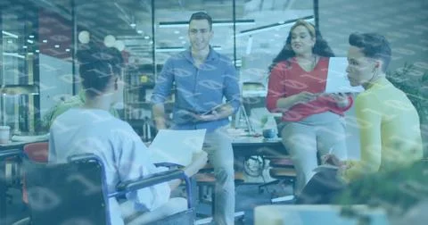 Image of binary coding data processing over diverse business people Foto stock