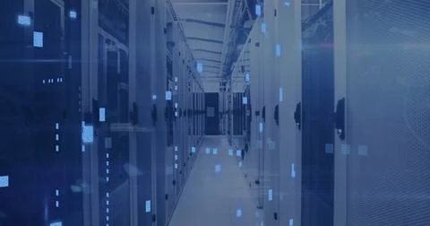 Image of circuit board and data processing over computer servers Foto stock