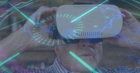 Image of data processing and scope scanning over senior man wearing vr headset Foto stock