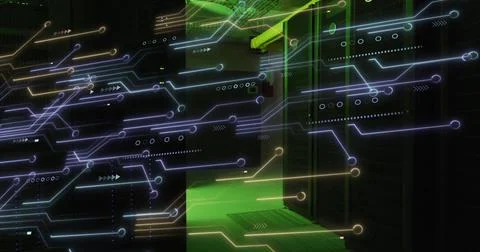 Image of data processing and shapes over server room Illustrazione stock
