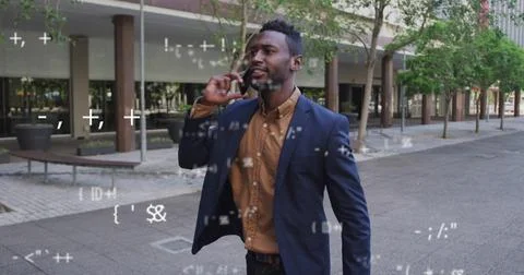 Image of data processing over african american man using smartphone Illustrazione stock