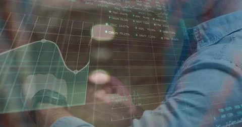 Image of data processing over caucasian man with smartwatch Foto stock