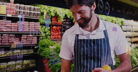 Image of data processing over caucasian man grocery shopping Foto stock
