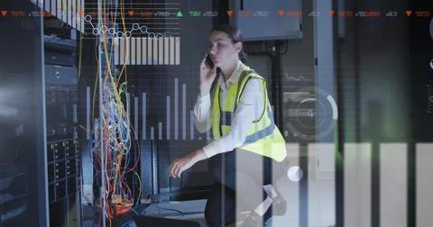 Image of data processing over caucasian female it engineer by computer servers Foto stock