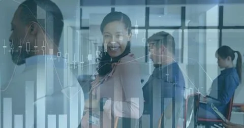 Image of data processing over diverse business people at meeting Foto stock