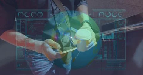 Image of data processing over hands of caucasian man using smartphone Foto stock