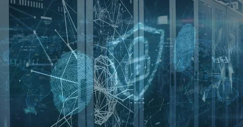 Image of digital shield with padlock and connections over servers Foto stock