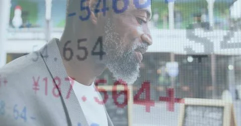 Image of financial data processing over african american man eating sandwich Illustrazione stock