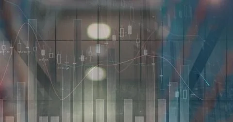 Image of financial data processing over out of focus lights Foto stock