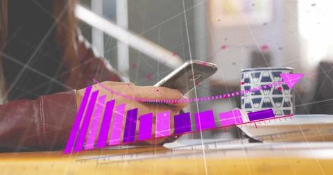 Image of financial data processing over caucasian businessman using smartphon Foto stock