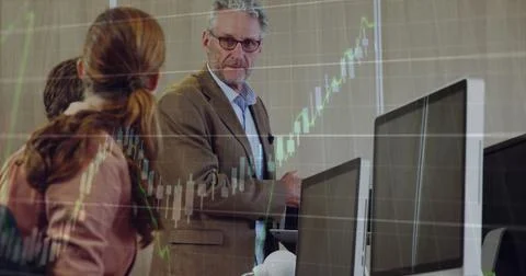 Image of financial data processing over diverse business people at office Foto stock